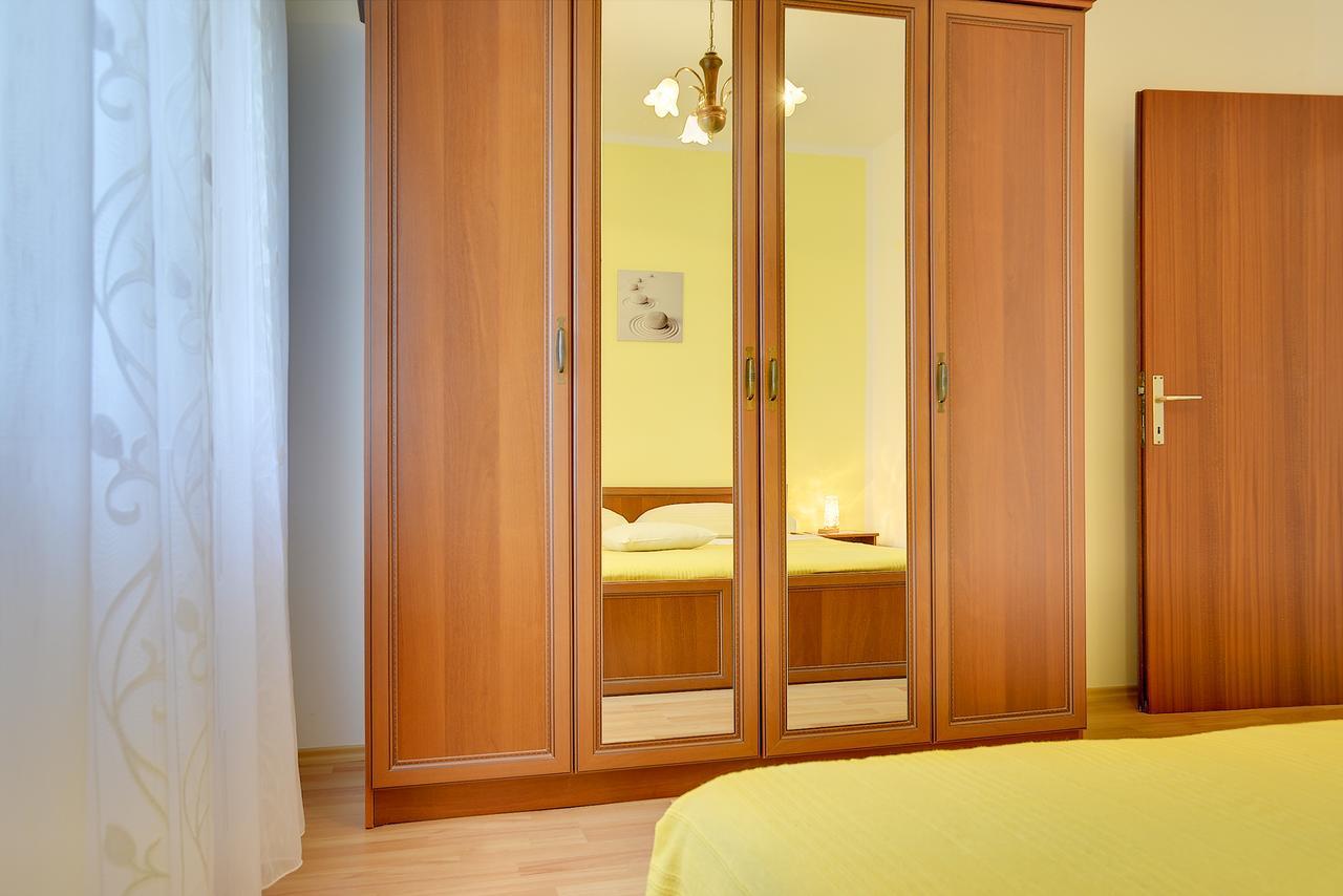 Apartments Danilo Medulin Luaran gambar